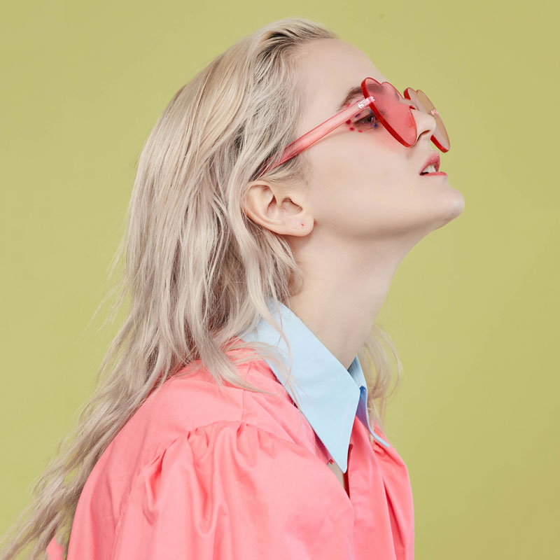 LongKeeper Love Heart Shaped  Festival 90s Sunglasses Vintage Luxury 2018 Brand Designer Clear Sun Glasses gafas de sol mujer