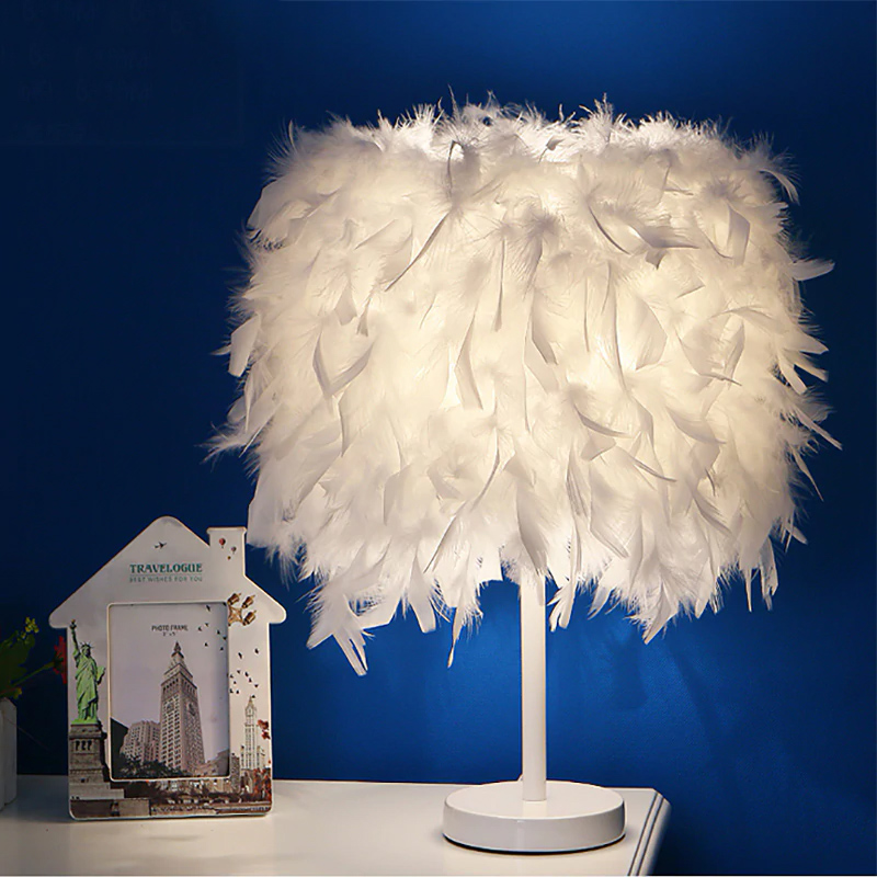 Feimefeiyou modern Creative Feather Lamp e27 Table Lamp for Baby Kids Children Bedroom Droplight Lighting Decor small size